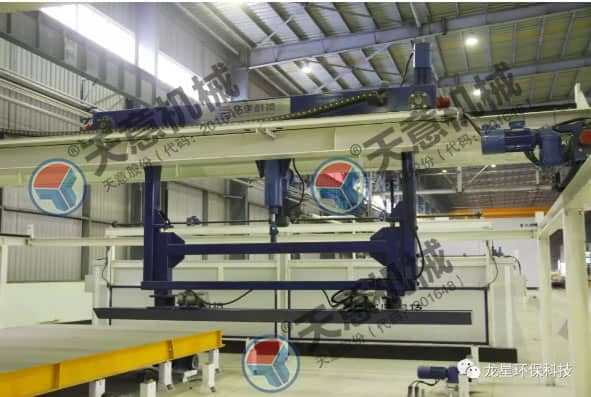 熱烈祝賀天意機(jī)械與龍星科技PC構(gòu)件生產(chǎn)線順利交接！