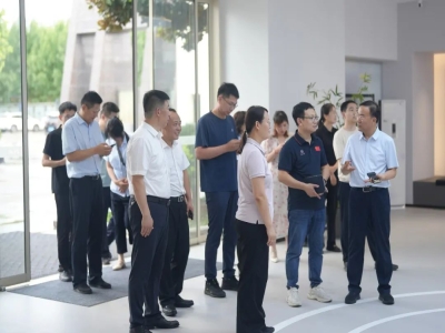 綠色建材產(chǎn)業(yè)鏈融鏈固鏈再發(fā)力！哈工大王代玉教授一行蒞臨天意機械、卓越精工考察調(diào)研